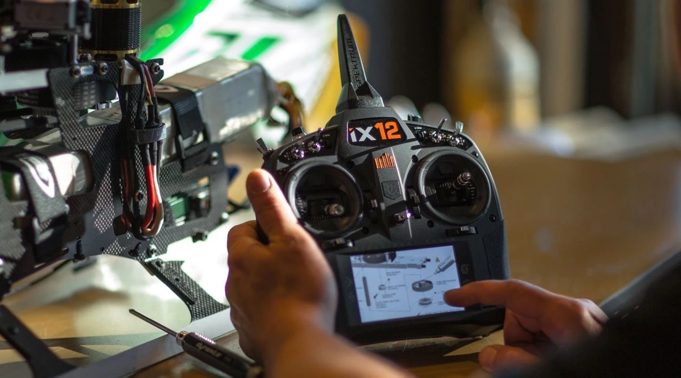 Spektrum RC IX12 2.4GHz DSMX 12-Channel Radio System (Transmitter Only) 1 Spektrum RC IX12 2.4GHz DSMX 12-Channel Radio System (Transmitter Only)