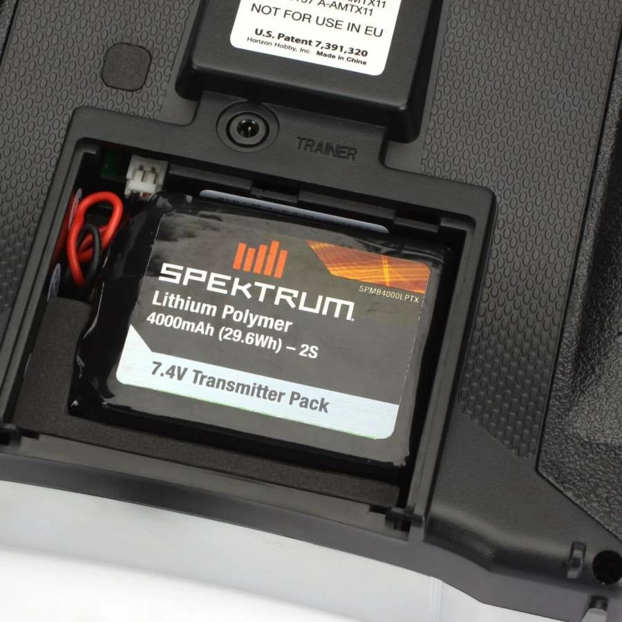 Spektrum 4000mAh LiPo Transmitter Battery (DX8, DX9) 1 Spektrum 4000mAh LiPo Transmitter Battery (DX8, DX9)